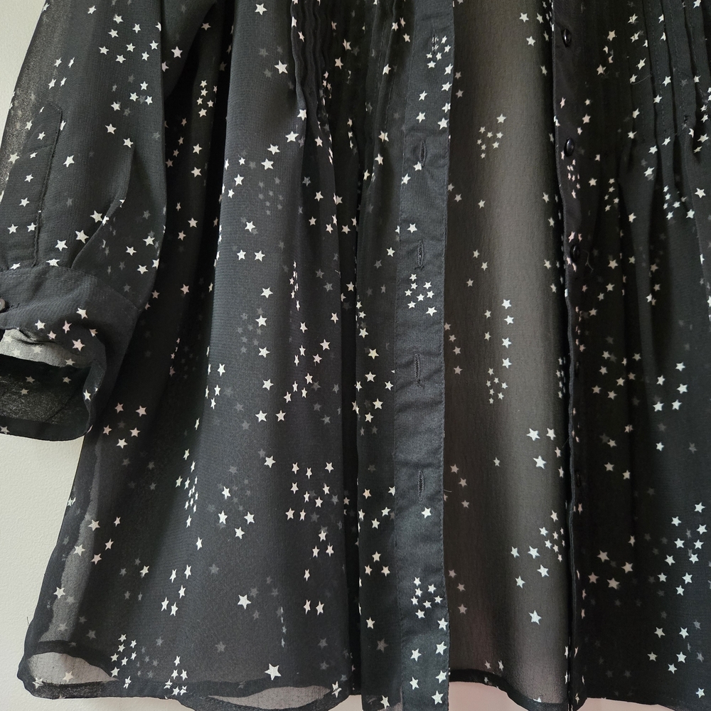 Chelsea & Theodore Black Sheer Blouse with White Star Pattern - Picture 3 of 6